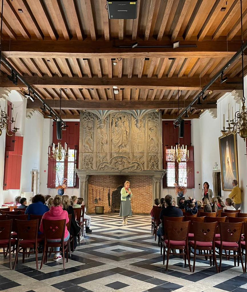 Op bezoek bij het Markiezenhof